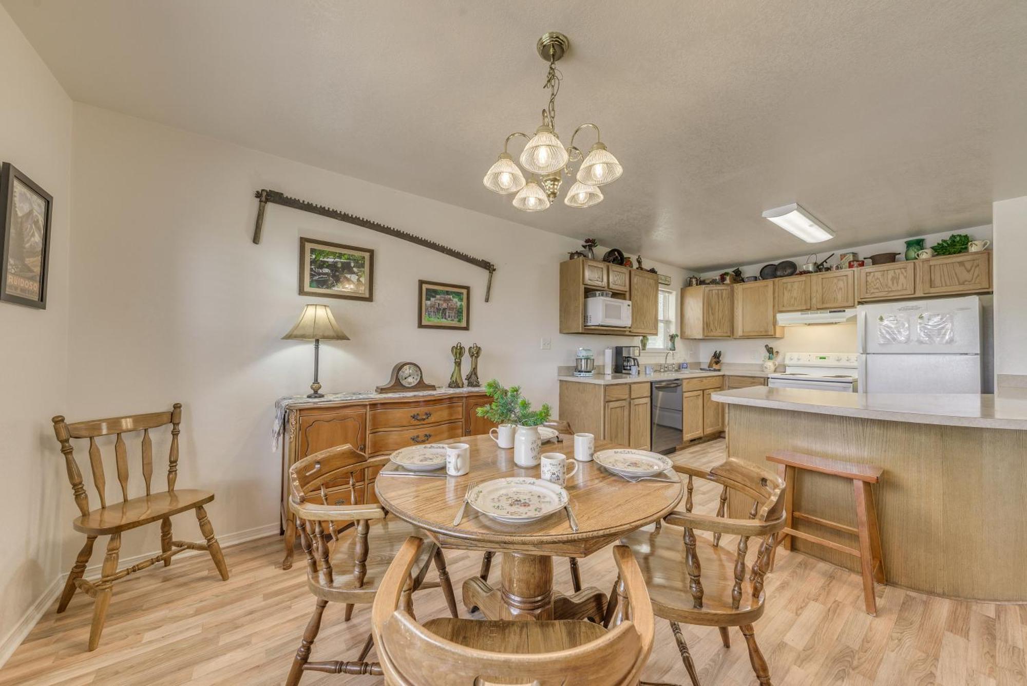 Hillside Haven With Deck Less Than 2 Miles To Dwtn Ruidoso! Exterior photo